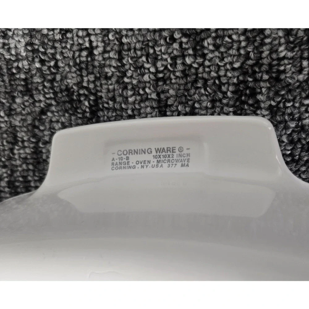 Corning Ware A-10-B Le Romarin 10x10x2 Sq Casserole Dish Spice Of Life W/ Lid